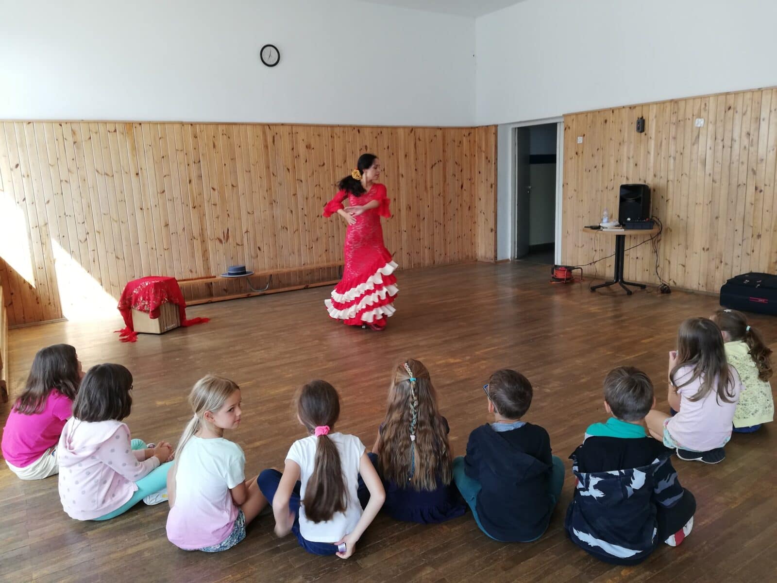pokaz flamenco na koloniach dla dzieci